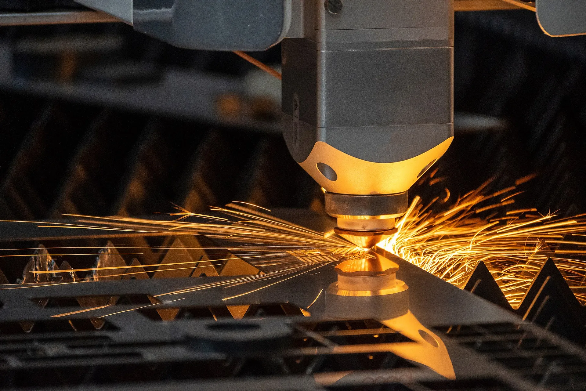 有限会社野﨑プレス興業